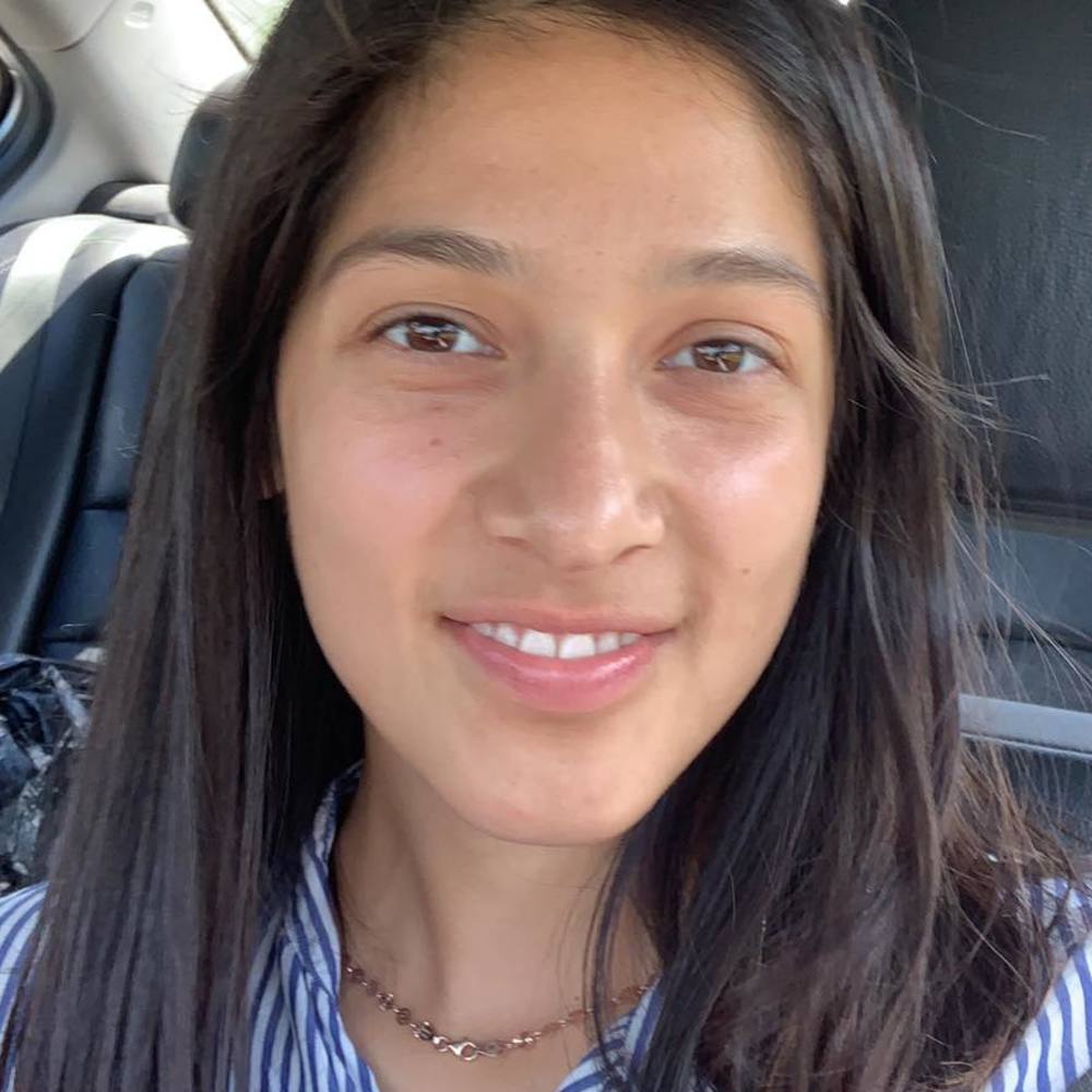 Meet your Posher, Maria